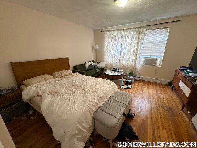 Building Photo - 402 Highland Ave