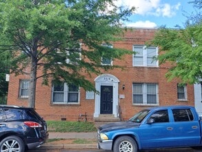 Building Photo - 3516 Ely Pl SE