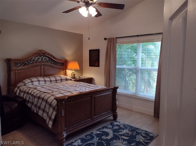 Foto del edificio - 2253 Carnaby Ct