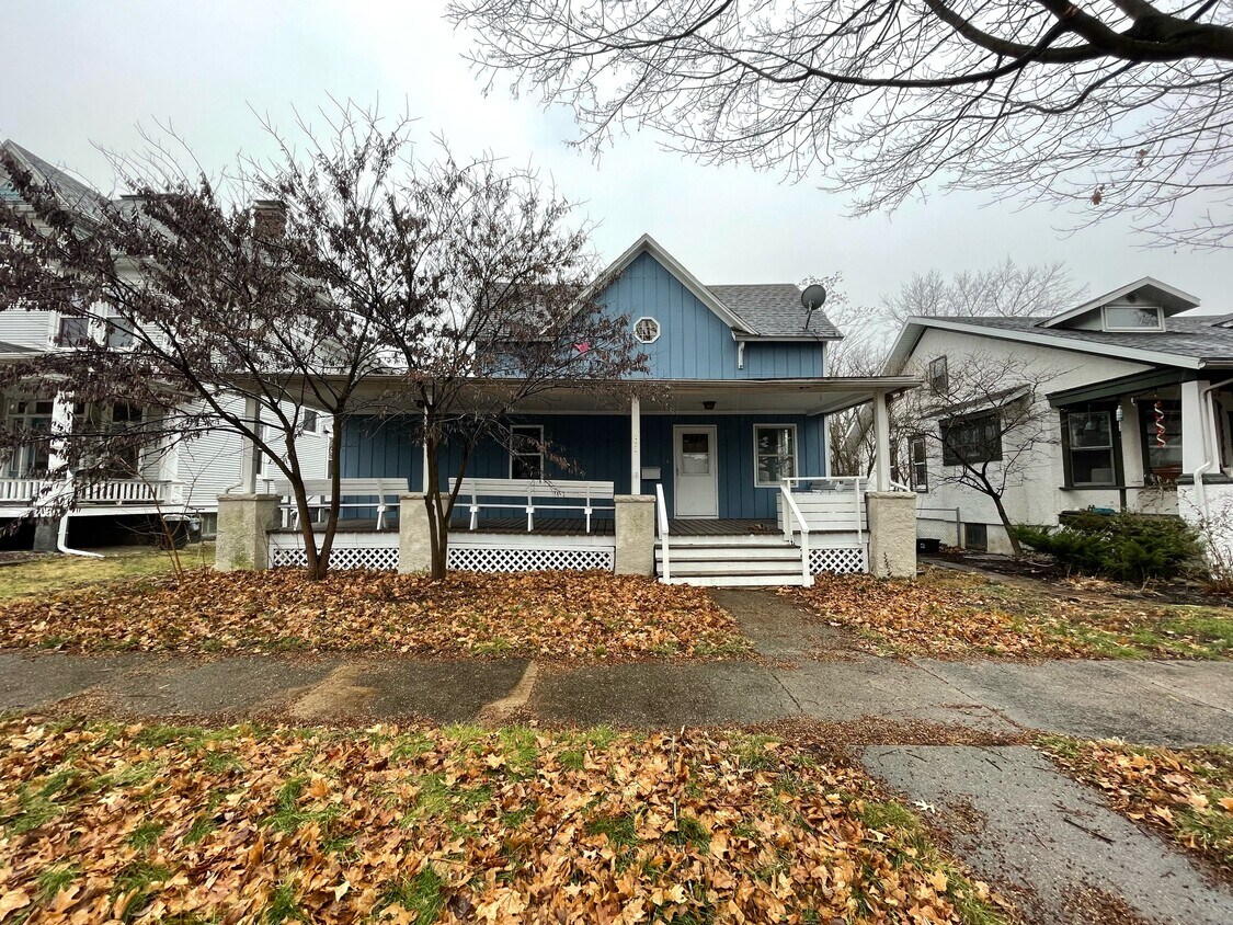 Primary Photo - 603 W Clark St