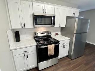 Foto del edificio - 442 Lexington Dr