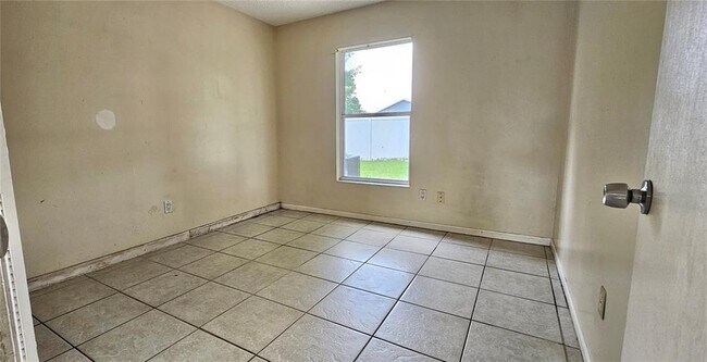 Building Photo - 3224 Koval Ct