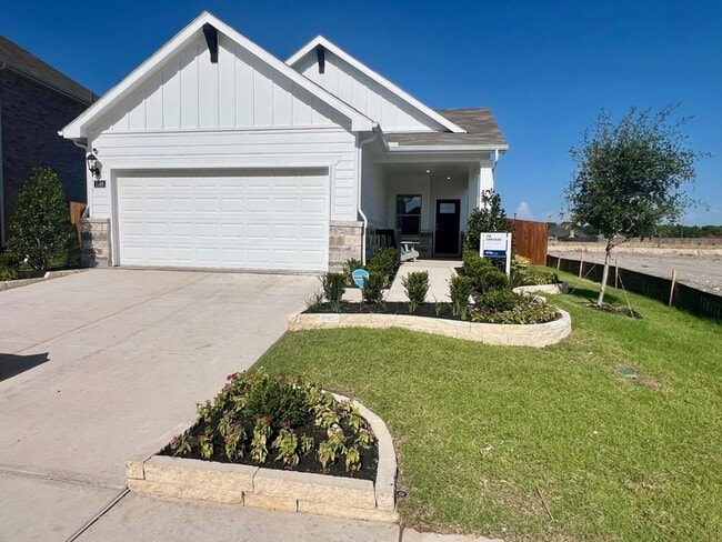 Building Photo - 4104 Zoe Ln