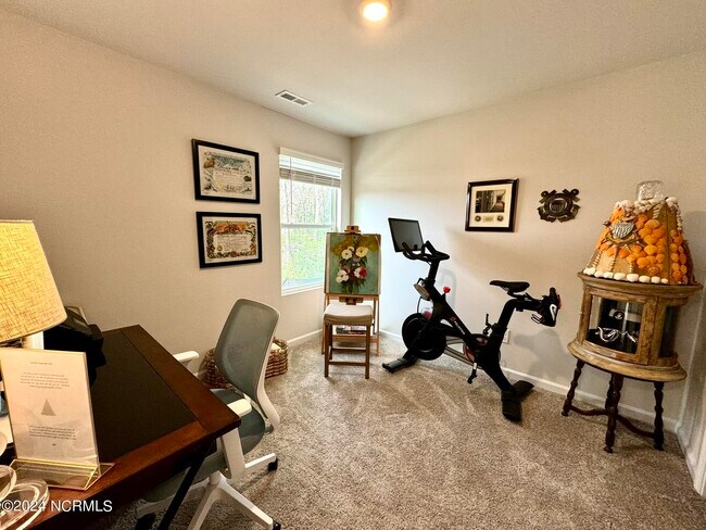 Foto del edificio - 5275 Meagan Ln NE
