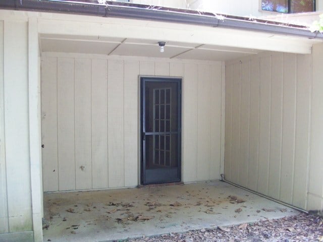 Building Photo - Spacious Two Bedroom, Two Bath Town Home L...