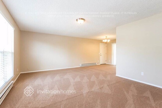 Foto del edificio - 10912 Birch Dr