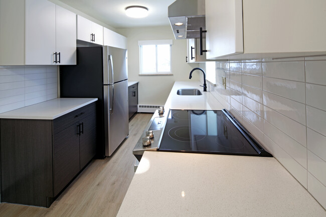 Kitchen - 970 North St