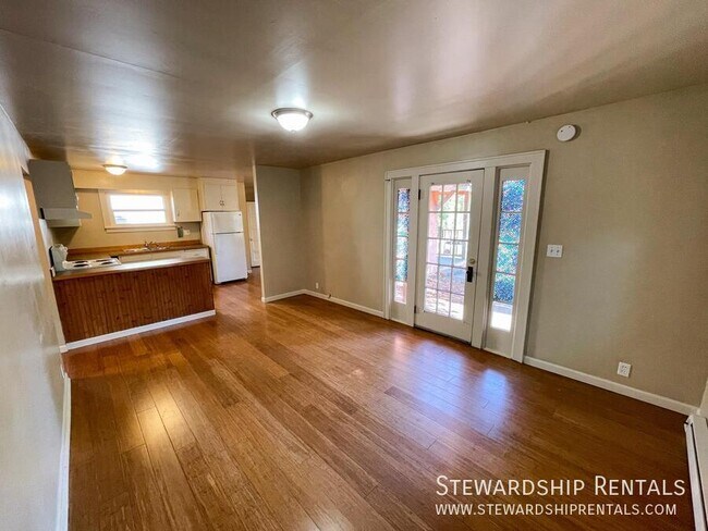 Foto del edificio - 1648 E 24th Ave