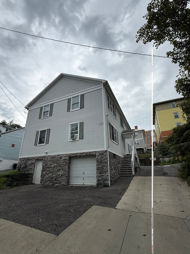Foto del edificio - 123 Blair St
