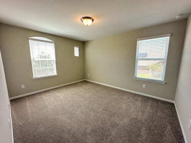 Foto del edificio - 24926 Clearwater Willow Trace