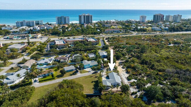 Foto del edificio - 13757 Cocoanut Ave