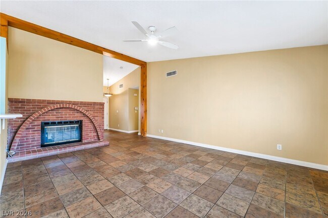 Building Photo - 731 Autumn Moon Dr