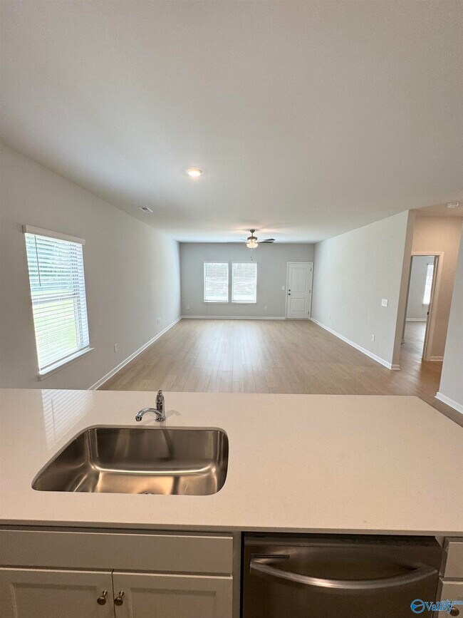 Foto del edificio - 22733 Dashwood Ln