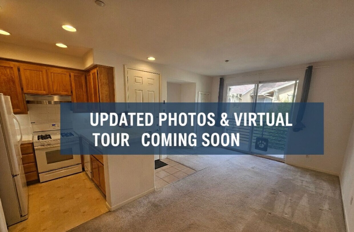 Foto principal - Modern, Private 2 Bed/2 Bath Condo with At...