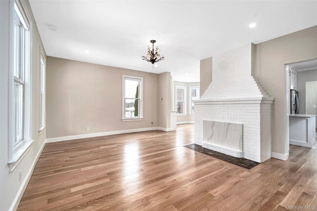 Foto del edificio - 145 Harrison Ave