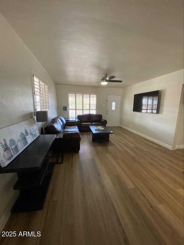 Foto del edificio - 2012 W Indianola Ave