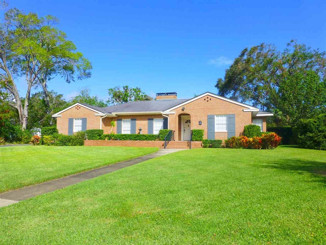 42 Valencia St, Saint Augustine, FL 32084 House Rental in Saint