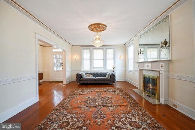 Building Photo - 4221 16th St NW