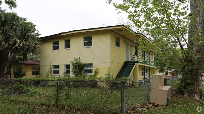 Building Photo - 1820 Whitner St