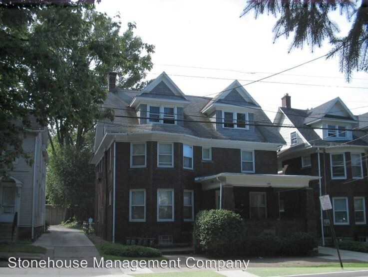 Primary Photo - 347 W 9th St