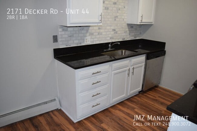 Building Photo - 2171 Decker Rd