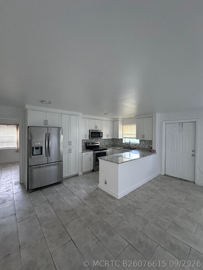 Foto del edificio - 234 SW 19th St