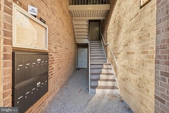 Building Photo - 19431 Brassie Pl