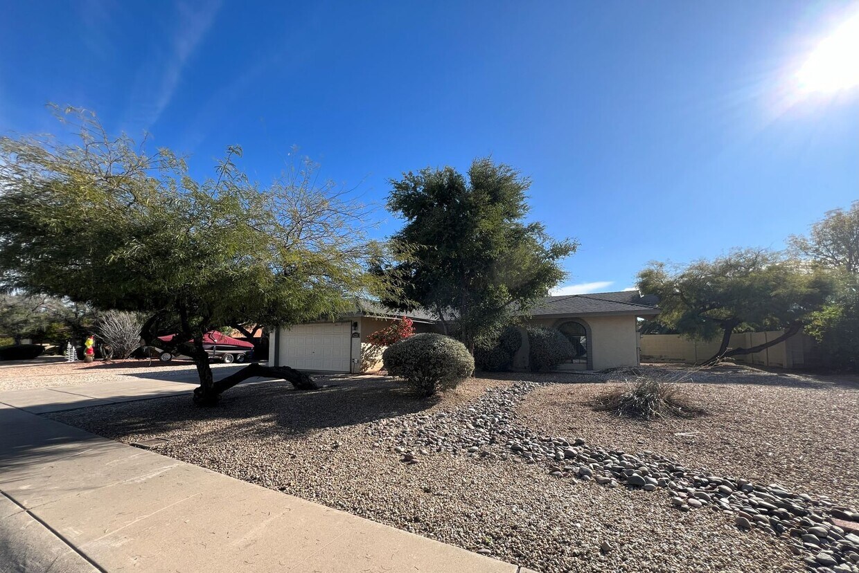 Foto principal - 3 BEDROOM HOME WITH POOL