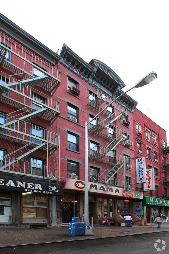 46 Mulberry St, New York, NY 10013 Apartments in New York, NY