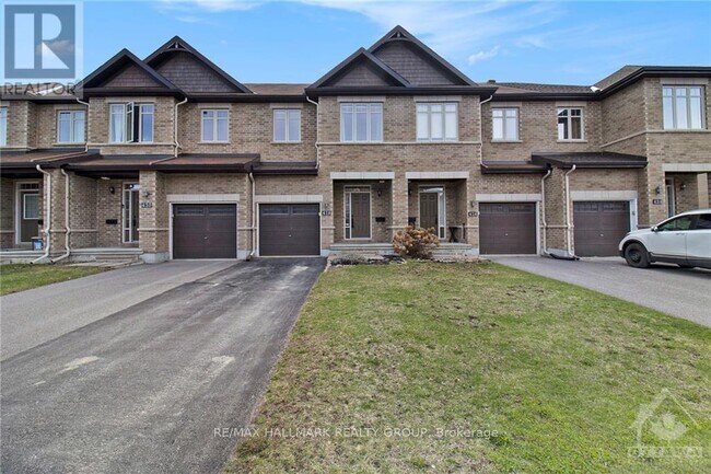 Building Photo - 428 Arncliffe Ave