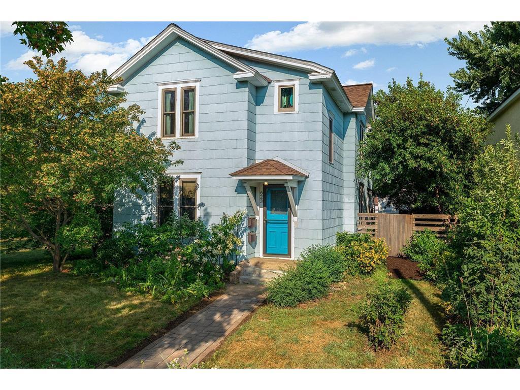 Foto principal - 623 Taylor St NE