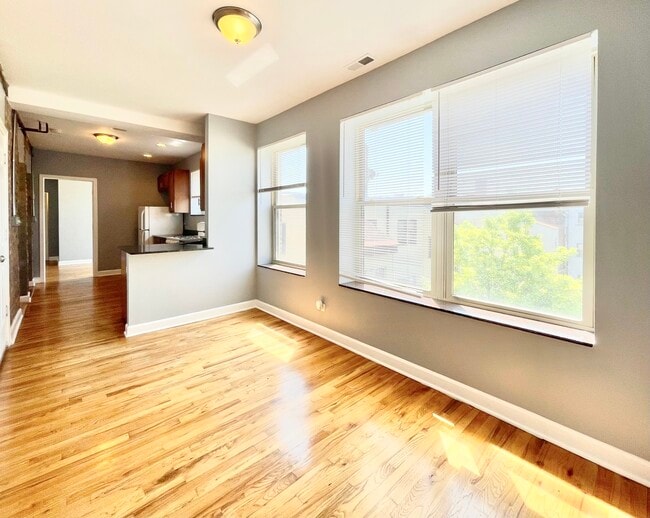 Building Photo - 7008 S Chappel Ave