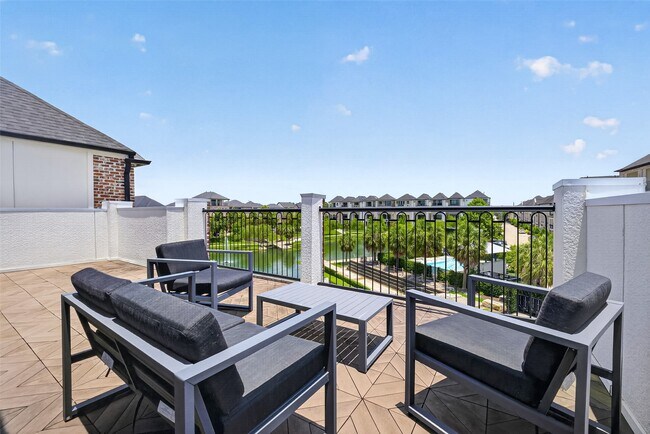 Foto del edificio - 2703 Kinsley Oaks Dr