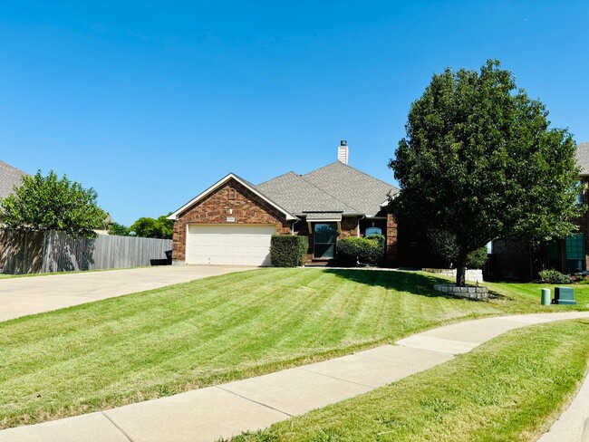 Building Photo - Beautiful Tehama Ridge Home in Cul-de-sac ...