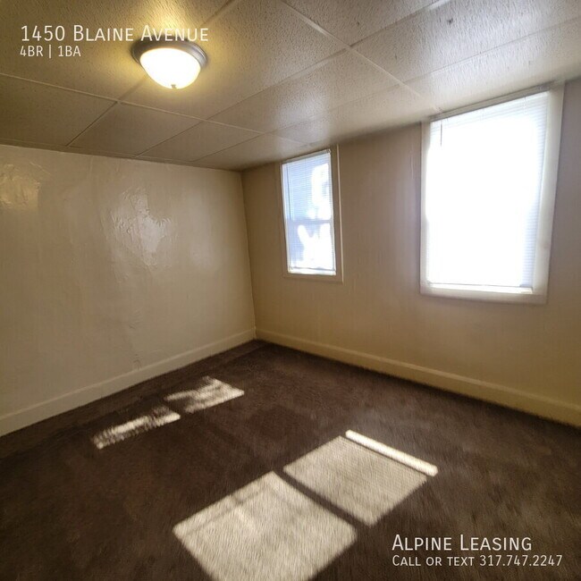 Foto del edificio - 1450 Blaine Ave