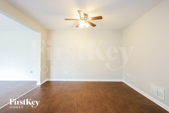 Foto del edificio - 803 Blackhawk Dr