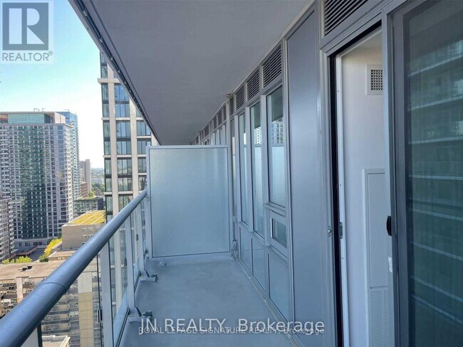 Photo du bâtiment - 99 Broadway Ave