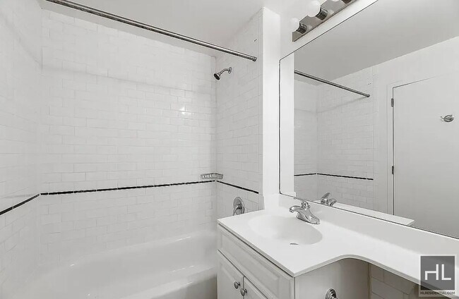 Foto del edificio - WEST 83 STREET