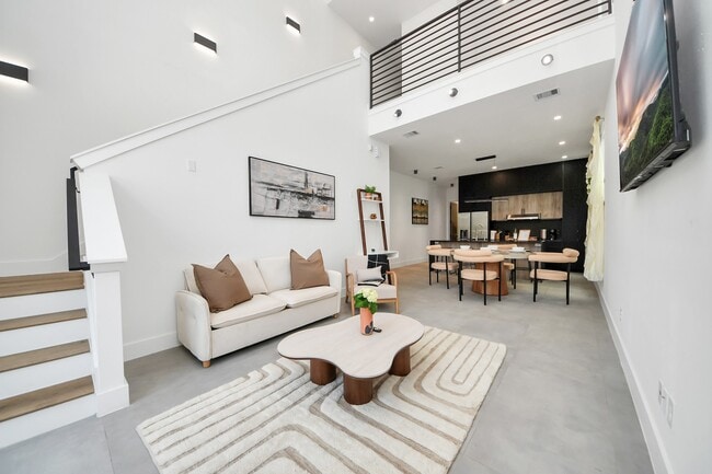 Foto del edificio - 2211 Staples St