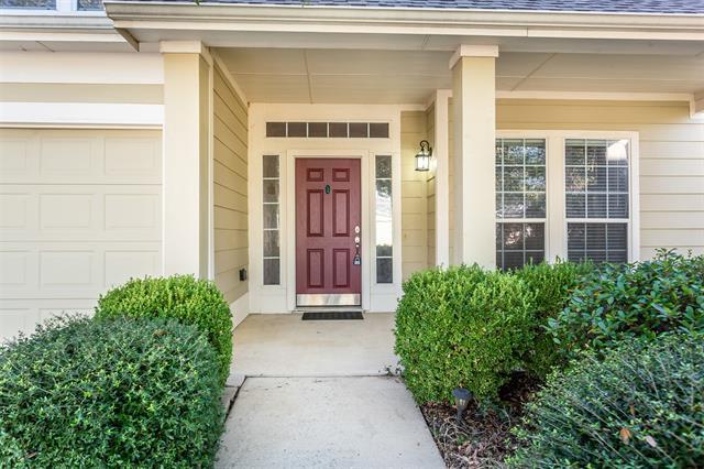 Building Photo - 9817 Hedge Bell Dr