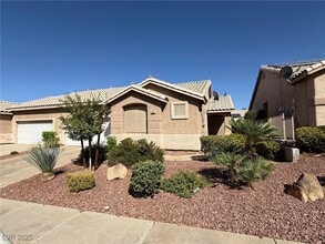 Building Photo - 200 Twin Creek