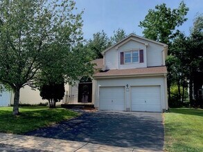 Building Photo - 16 Ancient Hwy