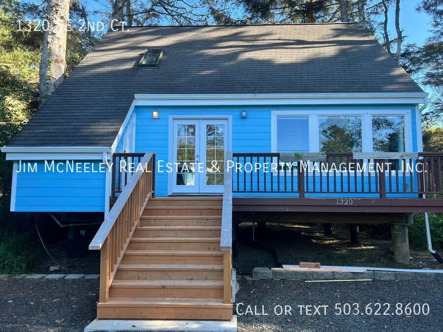 Primary Photo - Cozy & Quiet Lincoln City home close to De...