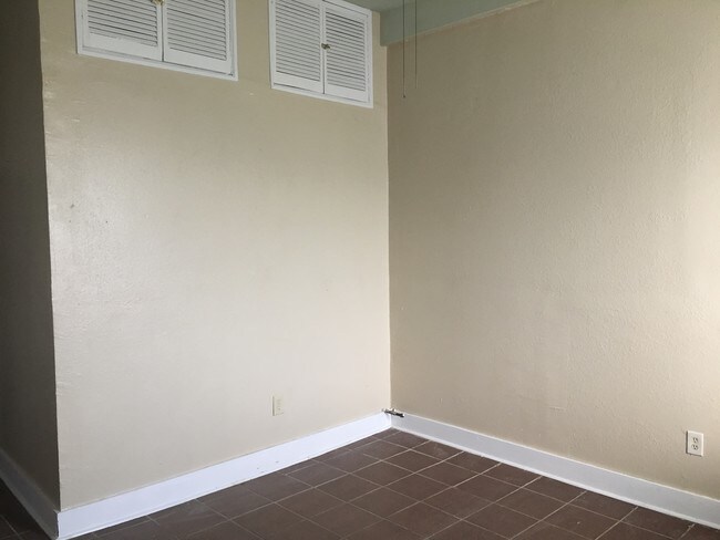 Building Photo - 3503 S Tonti St
