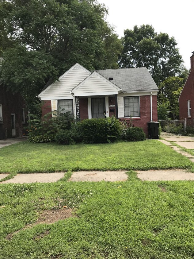 12898 Dale St, Detroit, MI 48223 House Rental in Detroit, MI