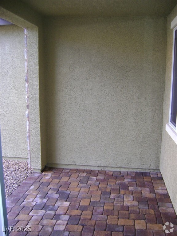 Building Photo - 2854 Starling Summit St