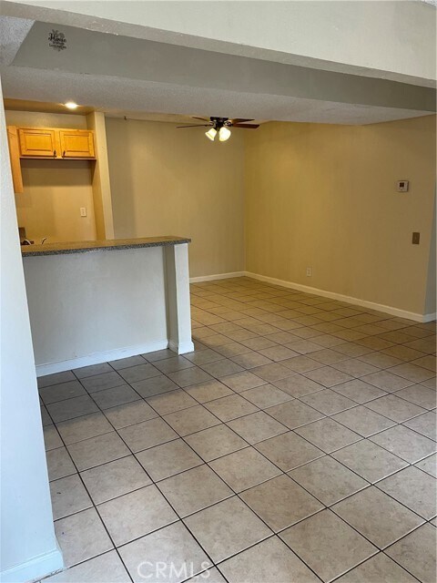 Foto del edificio - 1480 W Edgehill Rd