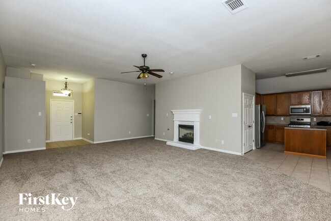 Building Photo - 5500 Milford Dr