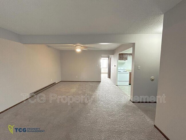 Foto del edificio - 2404 Marquette Rd