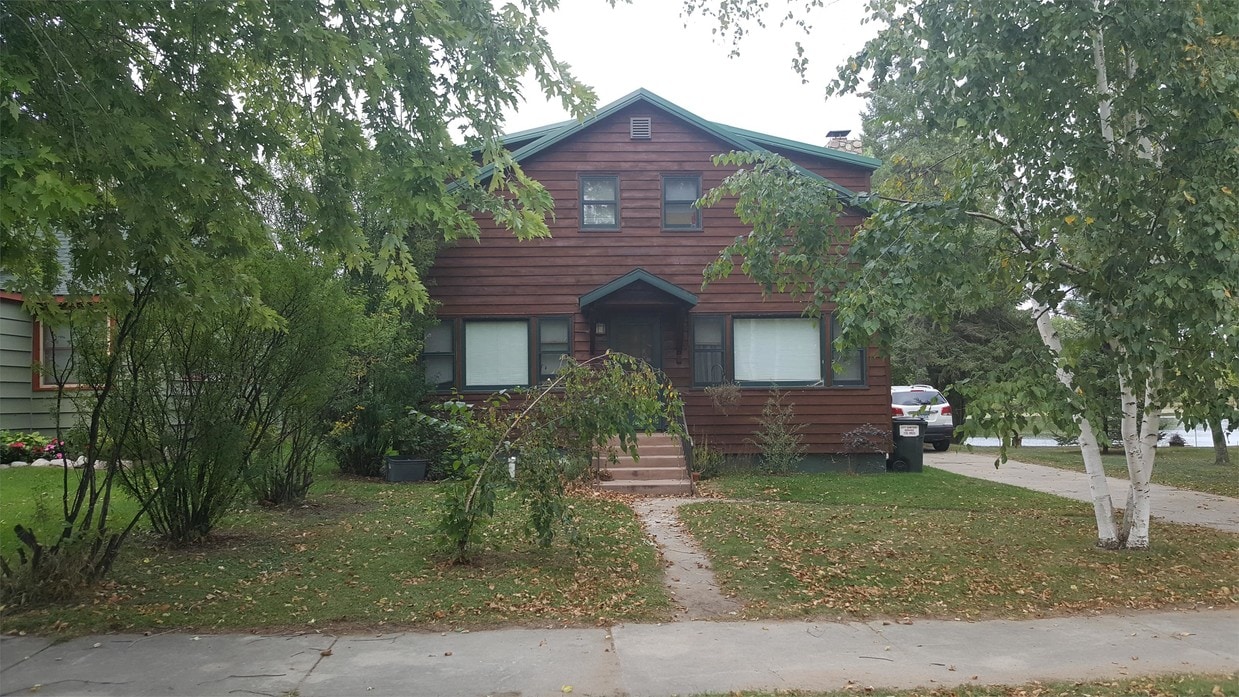 406 Park Ave N Unit 1, Park Rapids, MN 56470 Room for Rent in Park